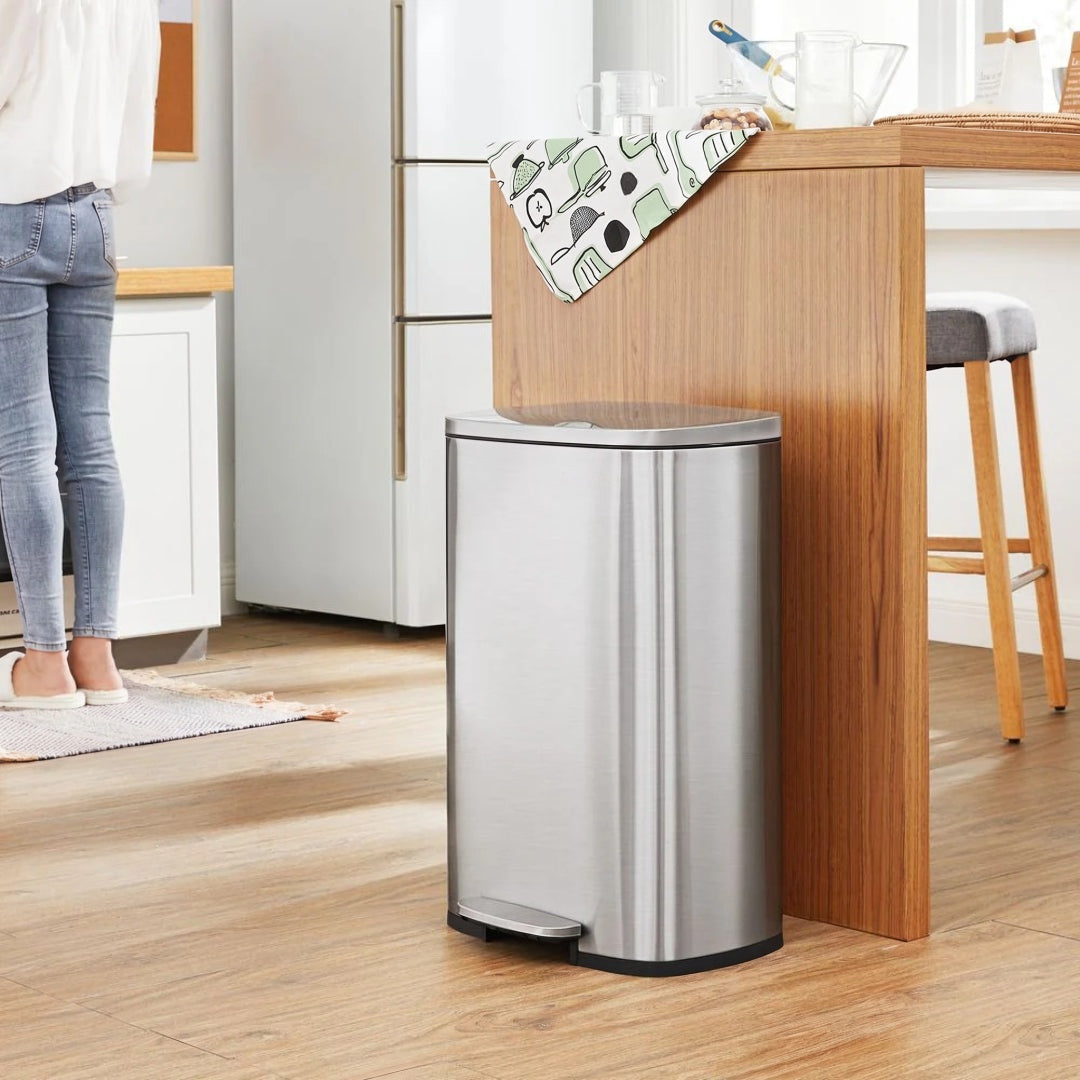 13-Gallon Stainless Steel Step Trash Can with Soft-Close Lid – product view 27 | Ridgefield Furniture