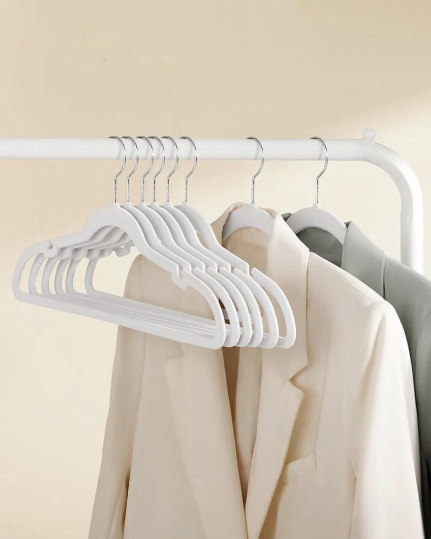 Velvet Clothes Hangers 60 Pack Non Slip – product view 10 | Ridgefield Furniture