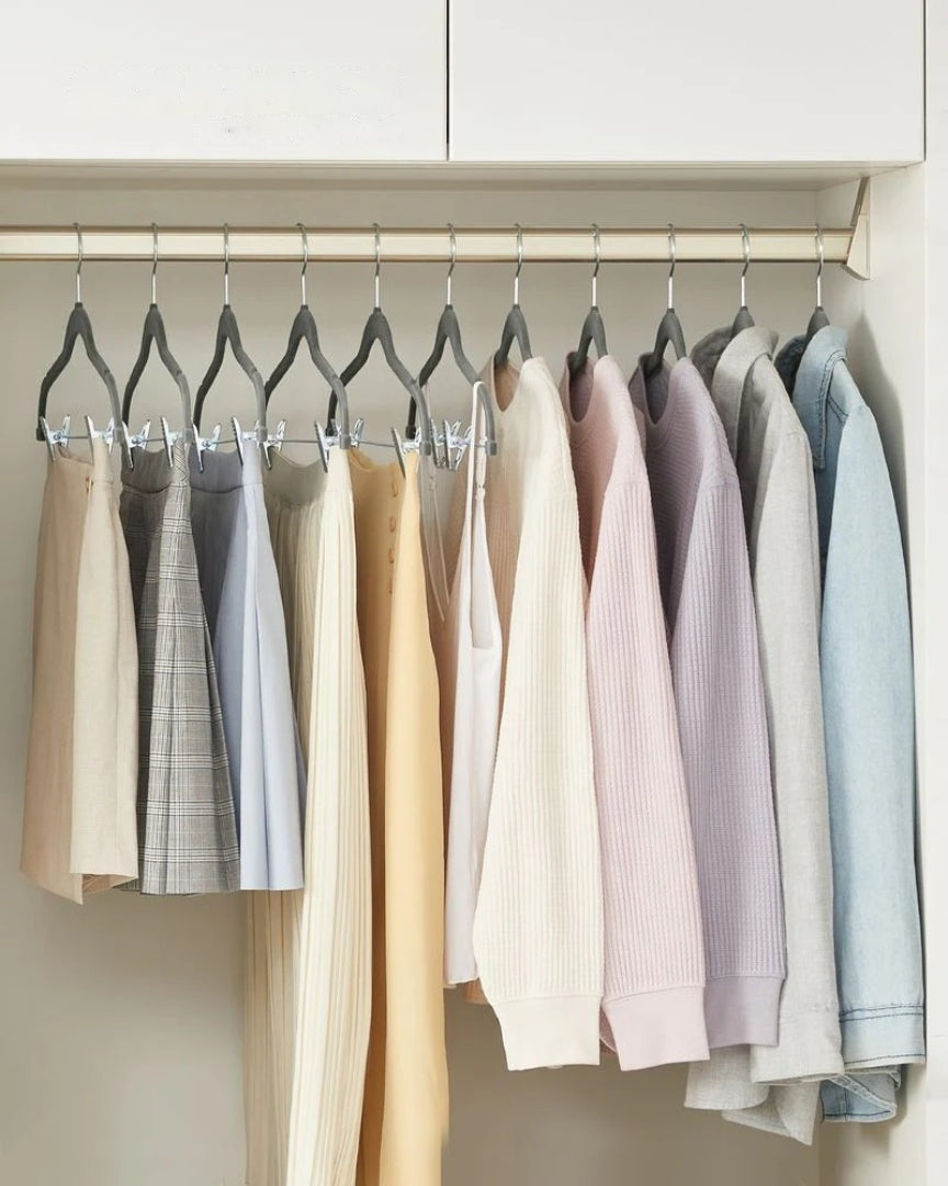 Velvet Pants Hangers With Adjustable Clips Set – product view 18 | Ridgefield Furniture
