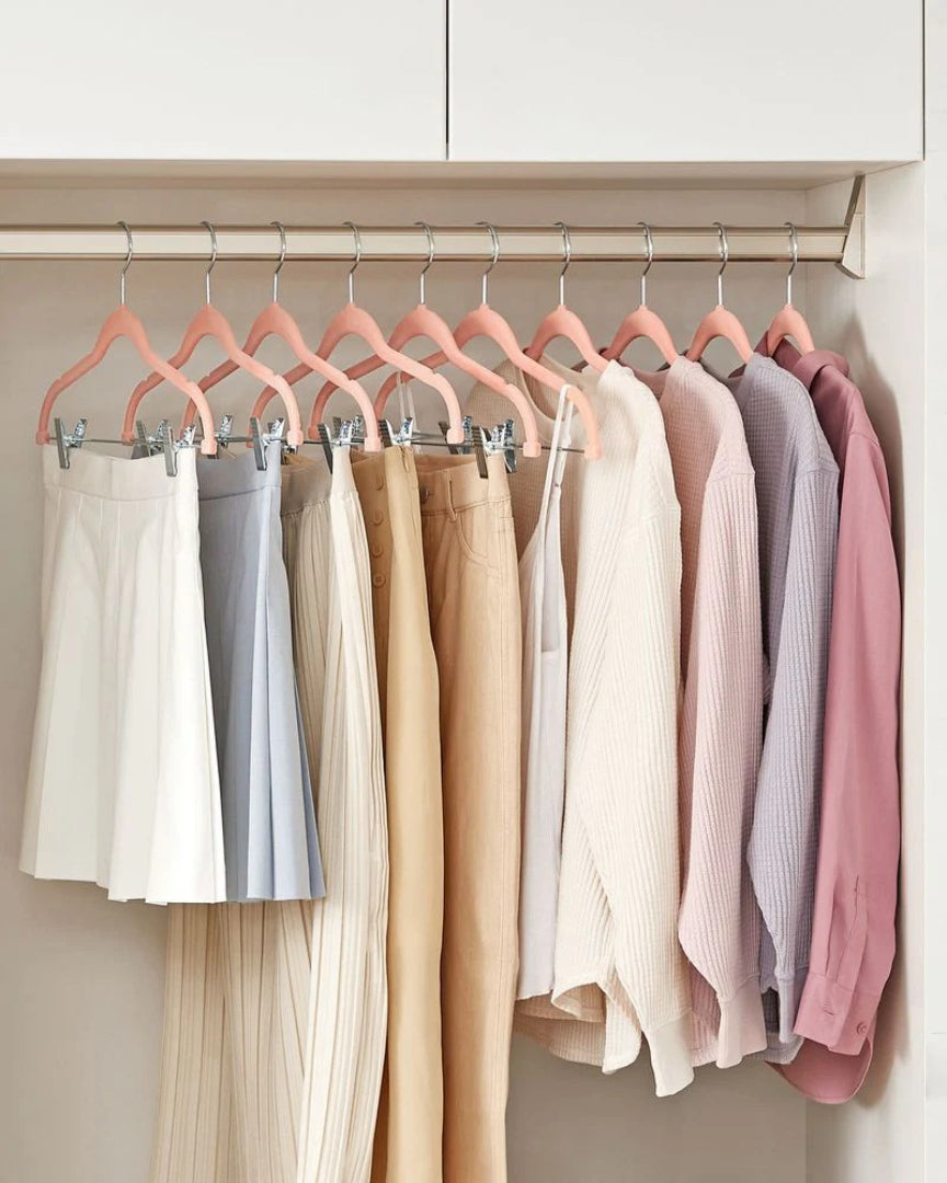 Velvet Pants Hangers With Adjustable Clips Set – product view 19 | Ridgefield Furniture