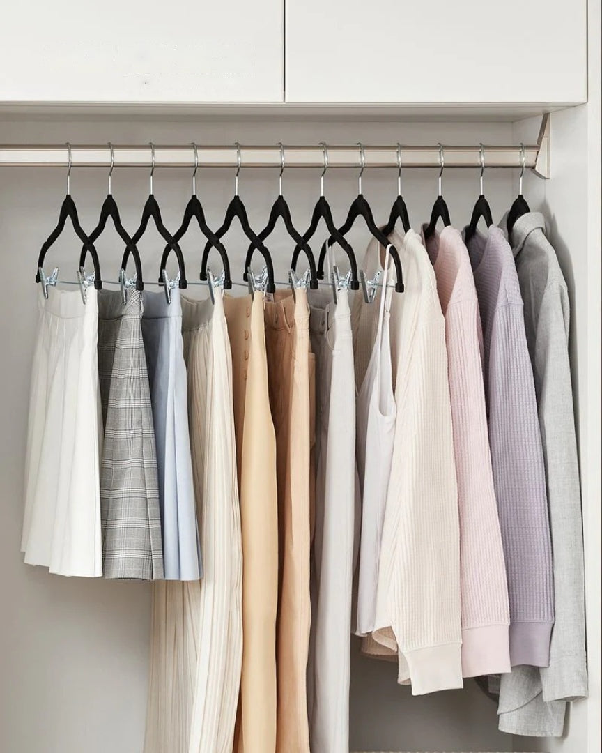 Velvet Pants Hangers With Adjustable Clips Set – product view 27 | Ridgefield Furniture