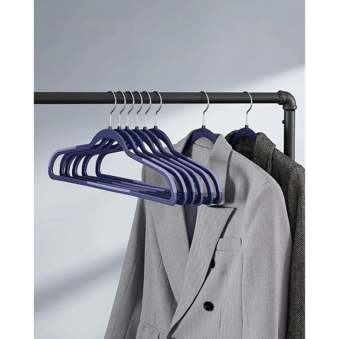 Plastic Coat Hangers Pack Of 50 – product view 18 | Ridgefield Furniture