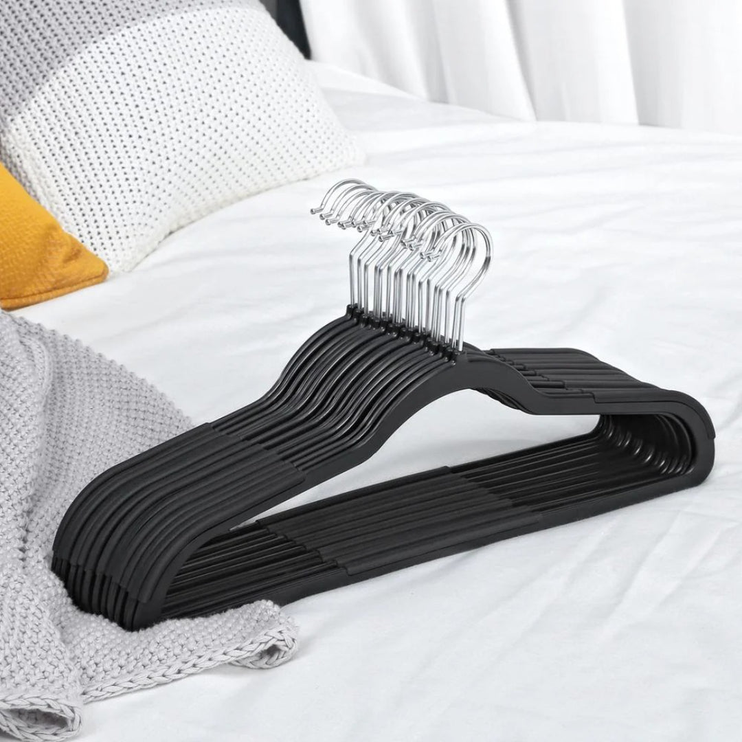 Plastic Coat Hangers Pack Of 50 – product view 26 | Ridgefield Furniture
