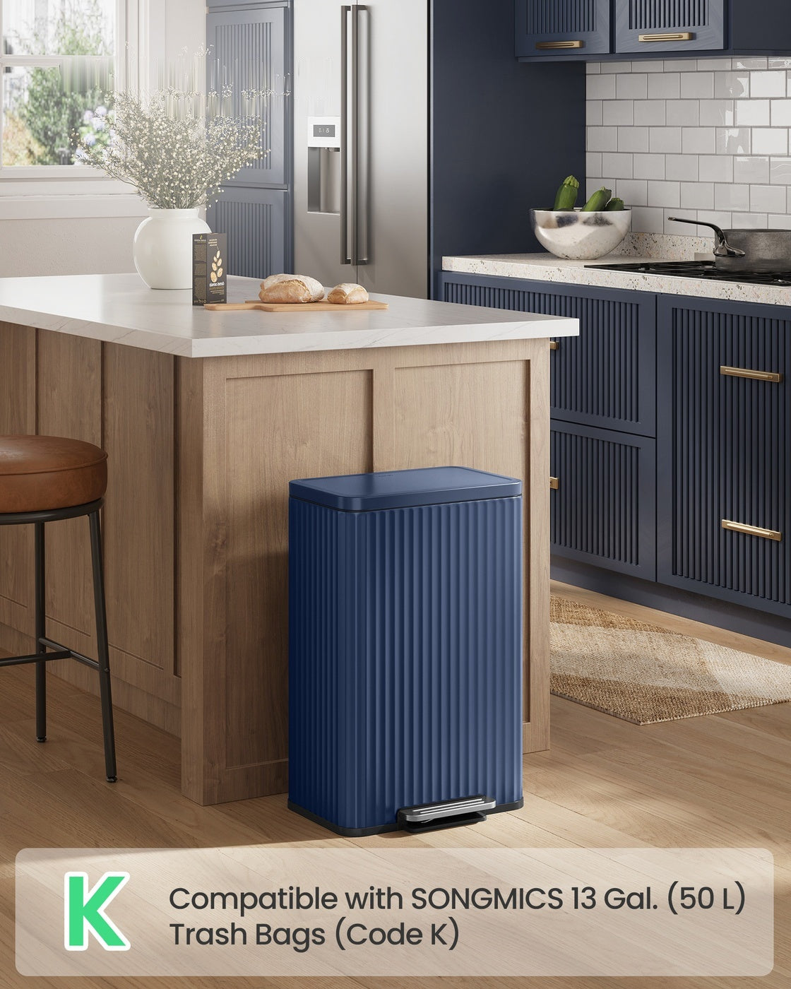 Stainless Steel Garbage Can With Lid And Removable Inner Bucket - product photo 42