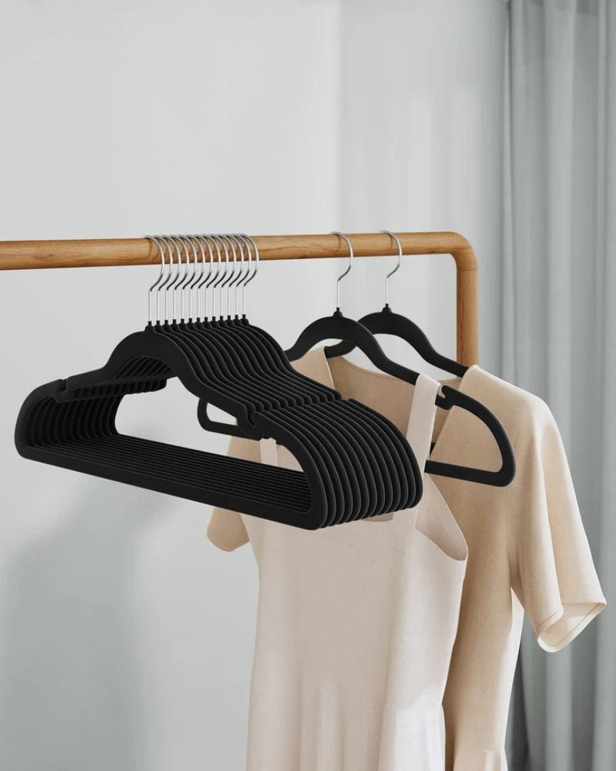 Velvet Clothes Hangers 60 Pack Non Slip – product view 9 | Ridgefield Furniture