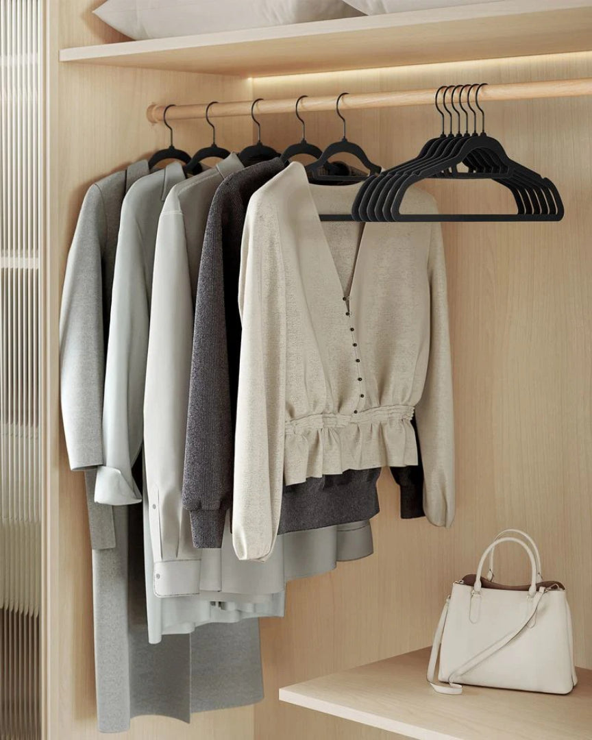Velvet Clothes Hangers Set Of 50 Or 60 With Rose Gold Hook – product view 17 | Ridgefield Furniture